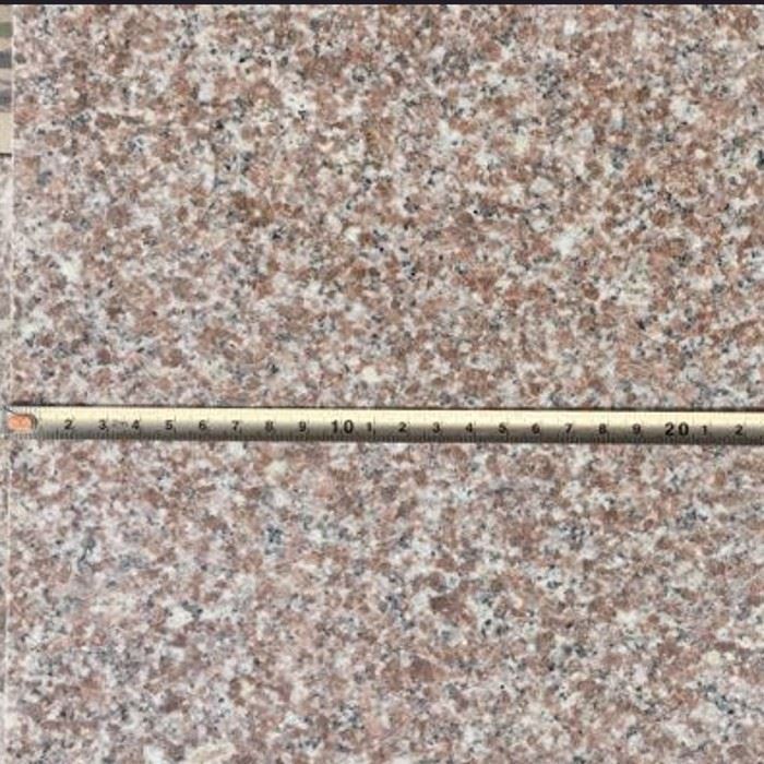 granit ruby red